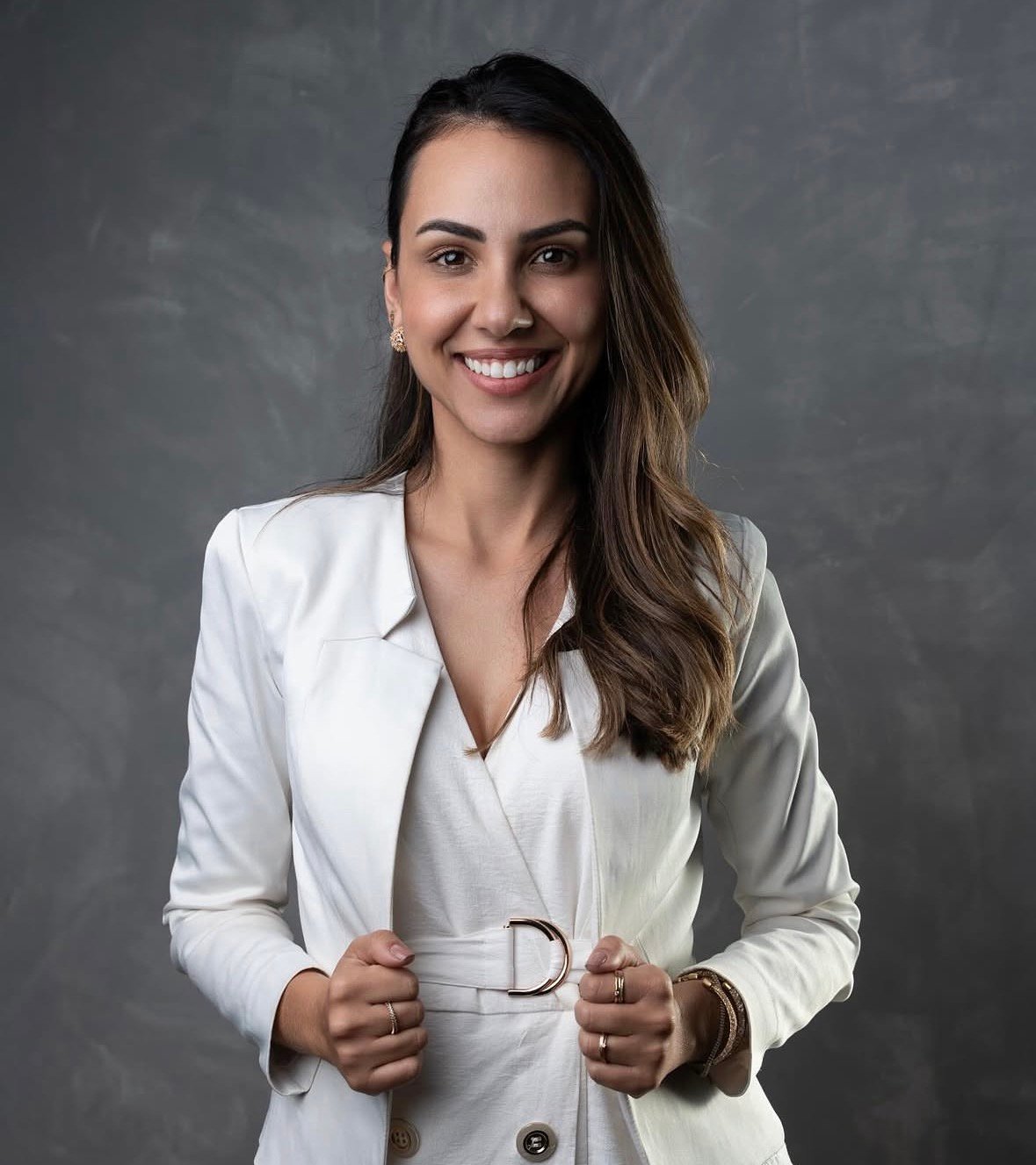Fabiana Oliveira, psicóloga clínica em Conselheiro Lafaiete